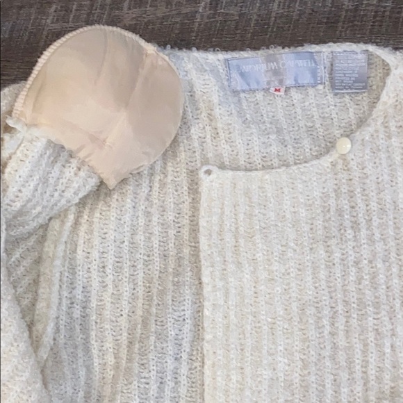 Vintage Cream Chunky Knit Cardigan with Ribbed Pattern and shoulder pads - Picture 7 of 12